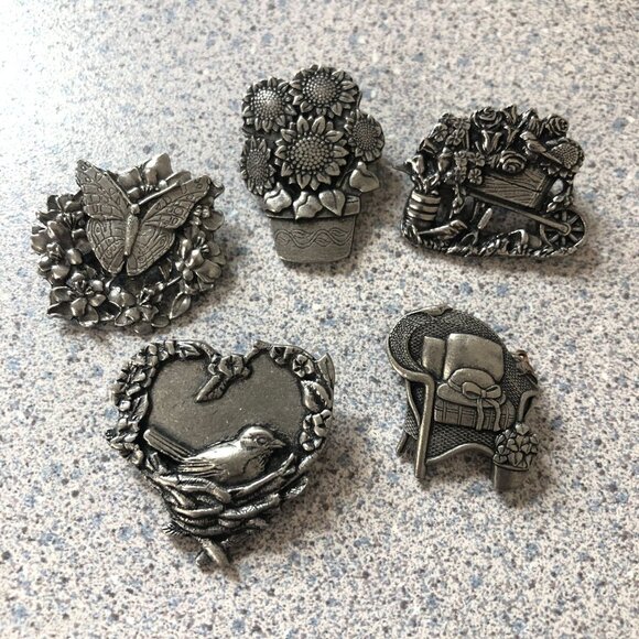 5 Birds & Blooms Limited Edition Lapel Pins Brooches Pewter Garden Flowers Butte - Picture 1 of 9